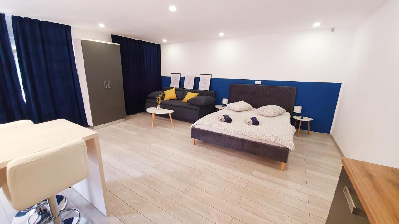Marcos Apartments Victoriei - Self Check-In Решица Екстериор снимка