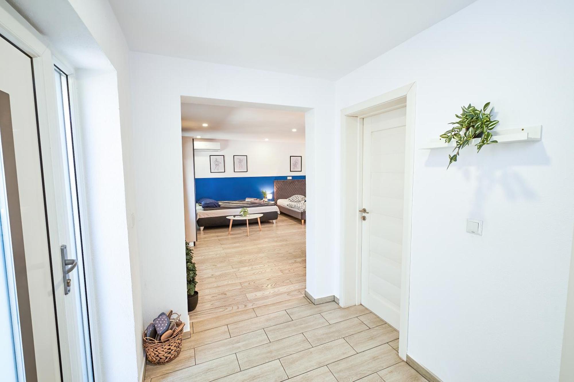 Marcos Apartments Victoriei - Self Check-In Решица Екстериор снимка